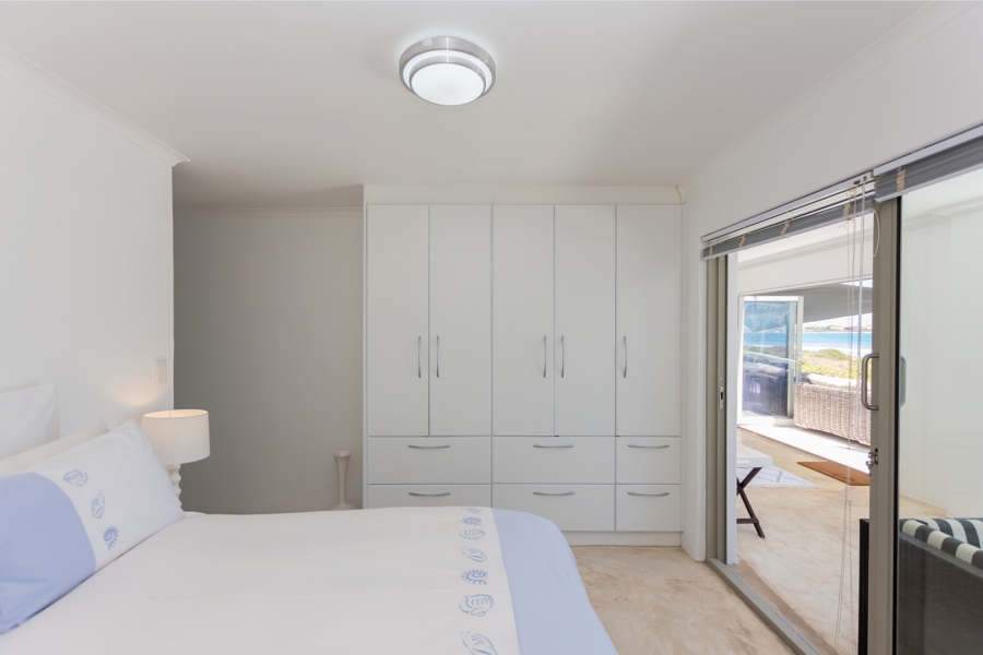 5 Bedroom Property for Sale in Golden Mile Western Cape